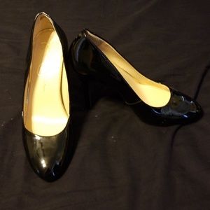 Patent round heels
